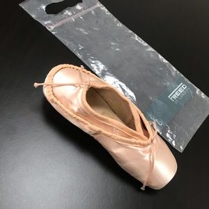 Freed Of London Ballet Point Shoes New